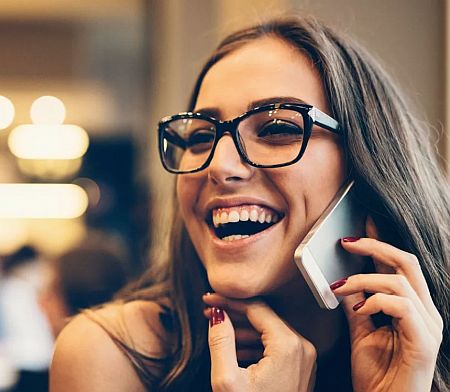 ροζ τηλέφωνα